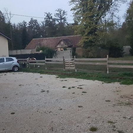 Apartamento L'Etape Famille Estissac Exterior foto